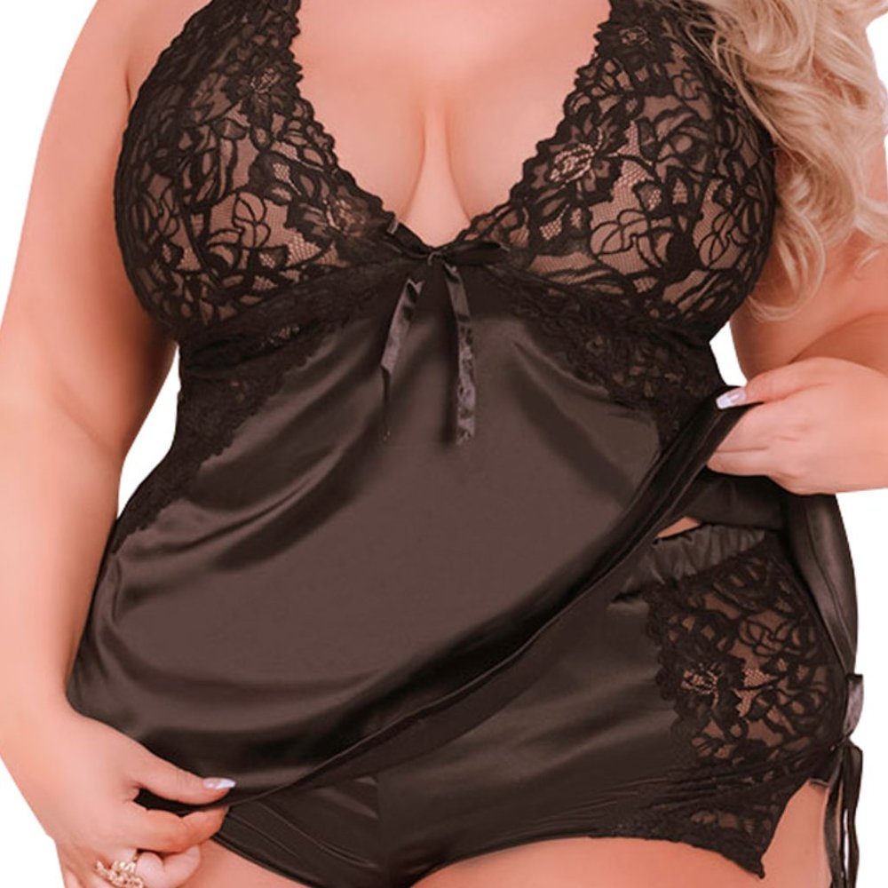 Queen Size Mesmerizing Satin Cami Set - Picture 4 of 4